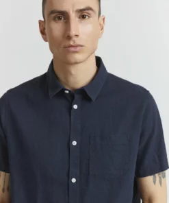 Solid SDALLAN - Chemise - Insignia Blue 12 Solid SDALLAN - Chemise - Insignia Blue -Promos Solid Magasin 01d325248a9740689c160bee7563e287