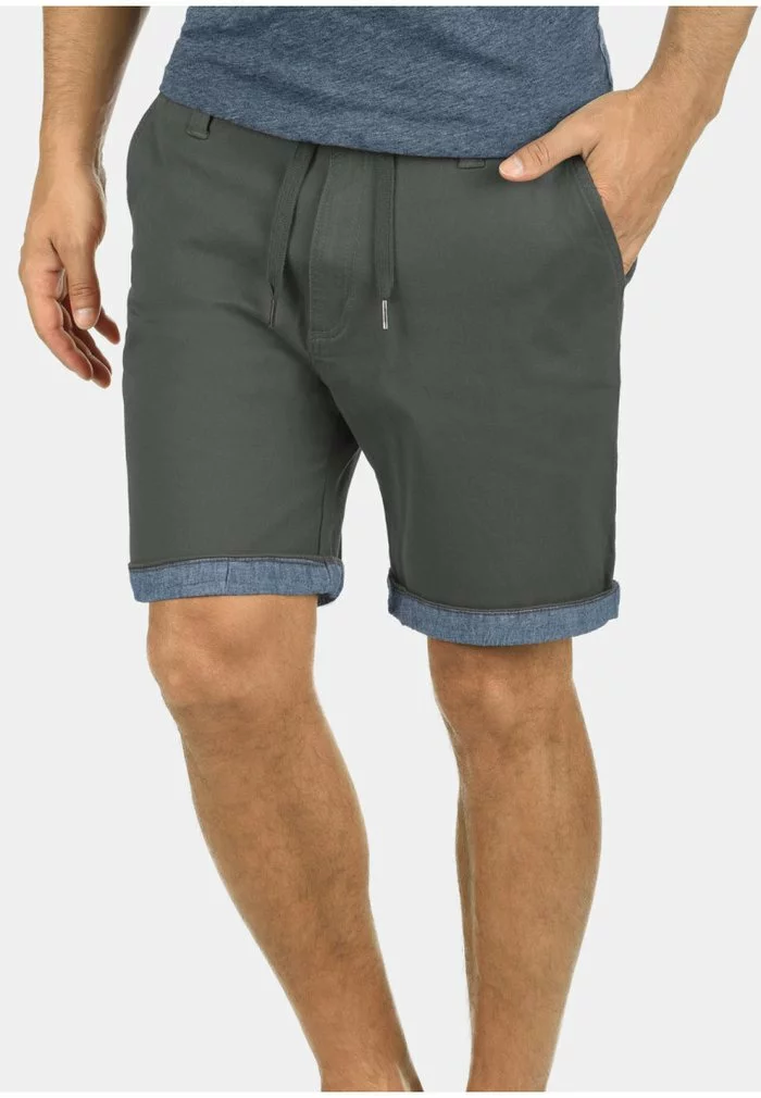 Solid SDLAGOA - Short - Grey 1 Solid SDLAGOA - Short - Grey