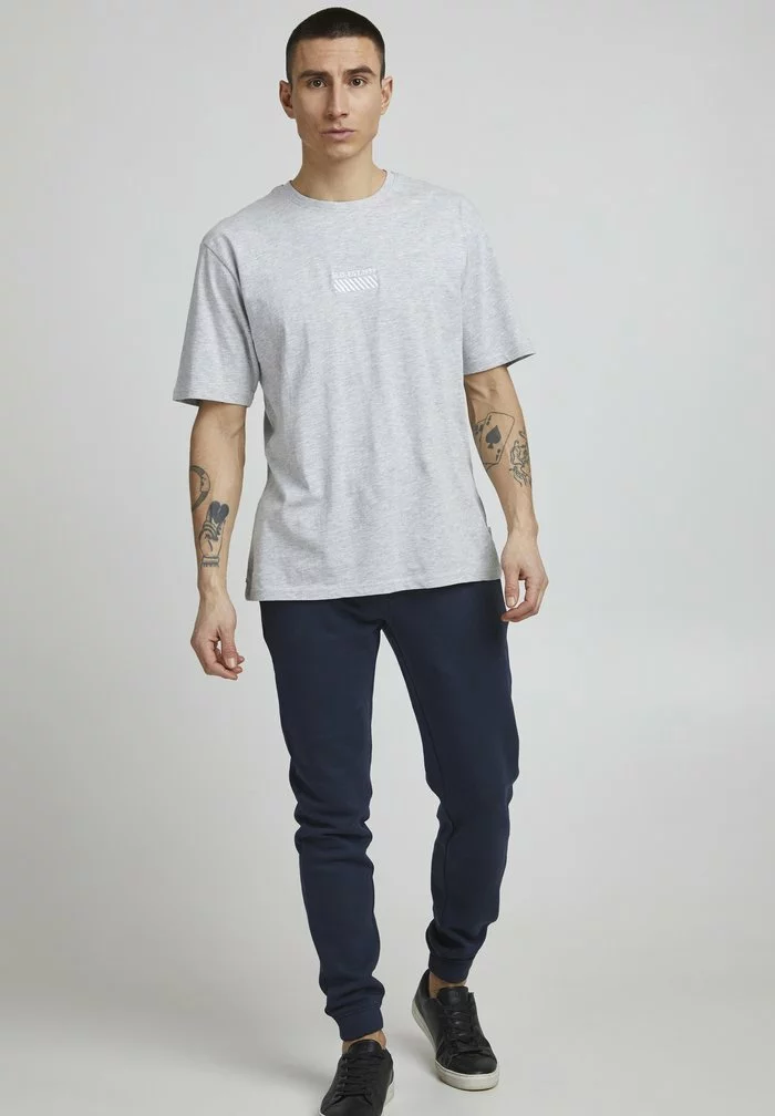 Solid SDROUVEN - Pantalon De Survêtement - Insignia Blue 2 Solid SDROUVEN - Pantalon De Survêtement - Insignia Blue – Image 2