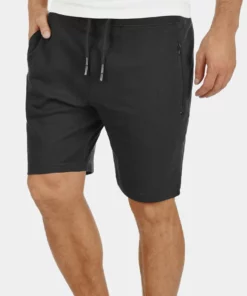 Solid SDTARAS - Short - Black