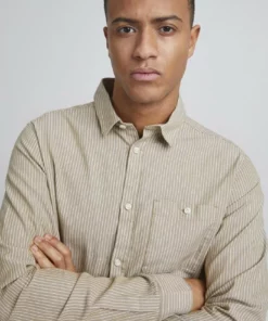 Solid Chemise - Sand -Promos Solid Magasin 454721f28e1d4fac975556f0e95e35cb