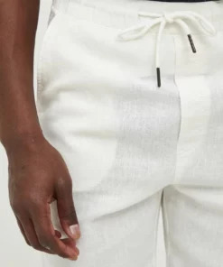 Solid SDTRUC SHORTS LINEN - Short - Off White -Promos Solid Magasin 6876a1038fbc4a3988d3ad15ca7e5d75