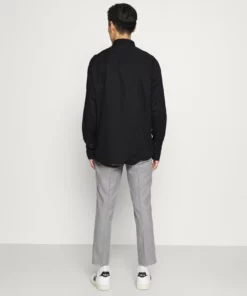 Solid SDTIM 21105667 - Chemise - Black -Promos Solid Magasin 6cc1b00187e04697bca2aa91ea4eb145