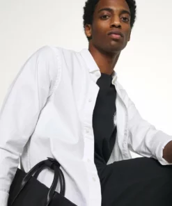 Solid REVEL - T-shirt Imprimé - Black -Promos Solid Magasin 7c10eaf90e71492e9f46ce5b293ea405