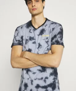 Solid PIER - T-shirt Imprimé - Black 11 Solid PIER - T-shirt Imprimé - Black -Promos Solid Magasin 854fa76f51d248efae1b79e6495831f7