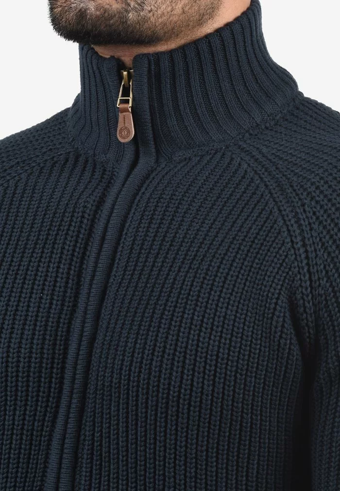 Solid SDXENOS - Gilet - Insignia B 3 Solid SDXENOS - Gilet - Insignia B – Image 3