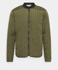 Solid Blouson Bomber - Ivy Green 8 Solid Blouson Bomber - Ivy Green -Promos Solid Magasin a6f6cfa499f84ecf95bd0e6a5391fb87