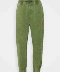 Solid VARUN PANTS - Pantalon De Survêtement - Black Forest 8 Solid VARUN PANTS - Pantalon De Survêtement - Black Forest -Promos Solid Magasin a924b27066344fd1b4c7c85320b5eaf3