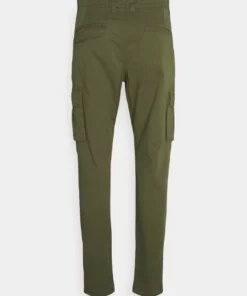 Solid TRUC CARGO FIRM WAIST - Pantalon Cargo - Ivy Green -Promos Solid Magasin b28ec8e8fa7049299775bfaae99c3875