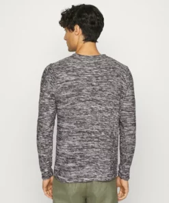 Solid ONECK - Pullover - Black -Promos Solid Magasin ba6b3bcc0e8f412da8980e472ff79414