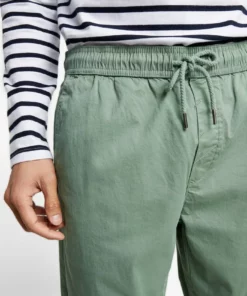 Solid TRUC CROPPED - Pantalon Classique - Hedge Gree -Promos Solid Magasin c3745012988a41e5a26c605e86864fe7