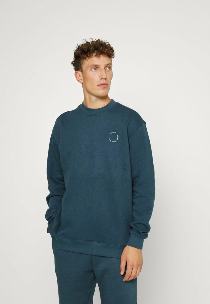 Solid VICTER - Sweatshirt - Ensign Blue 1 Solid VICTER - Sweatshirt - Ensign Blue