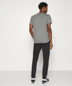 Solid Pantalon Classique - Black 8 Solid Pantalon Classique - Black -Promos Solid Magasin d808683884564875819a462c09eed523