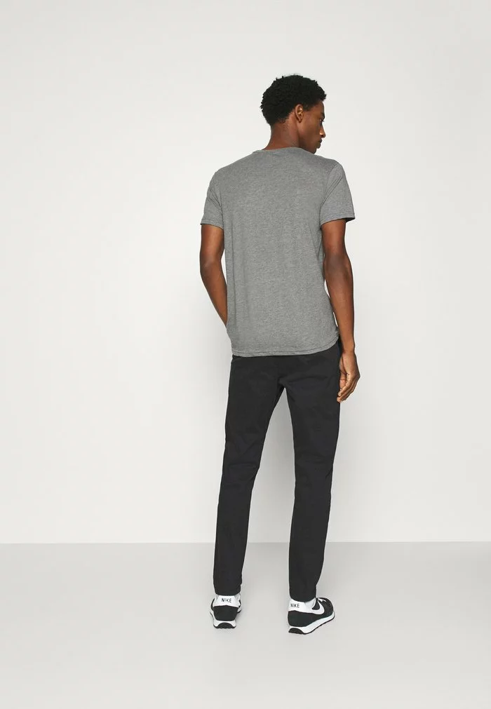 Solid Pantalon Classique - Black 3 Solid Pantalon Classique - Black – Image 3