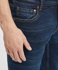 Solid SDPILTO - Jean Droit - Dark Blue Denim 9 Solid SDPILTO - Jean Droit - Dark Blue Denim -Promos Solid Magasin f0c3bf984b2a4f59944dfe0a9d0ffdd3