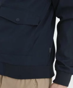 Solid SDARLO - Blouson Bomber - Insignia Blue 10 Solid SDARLO - Blouson Bomber - Insignia Blue -Promos Solid Magasin f21caa92334e4edc8ee8e68f71e22939