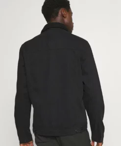 Solid SDTIO - Veste En Jean - Black -Promos Solid Magasin f65cd132e3634b08baeeaadcdb3460fe