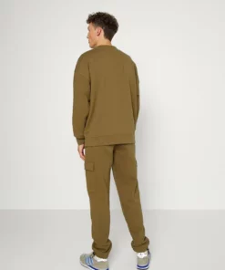 Solid VARDEN CREWNECK - Sweatshirt - Kangaroo -Promos Solid Magasin f694cc94442d4cd6b0ad235294edacbc